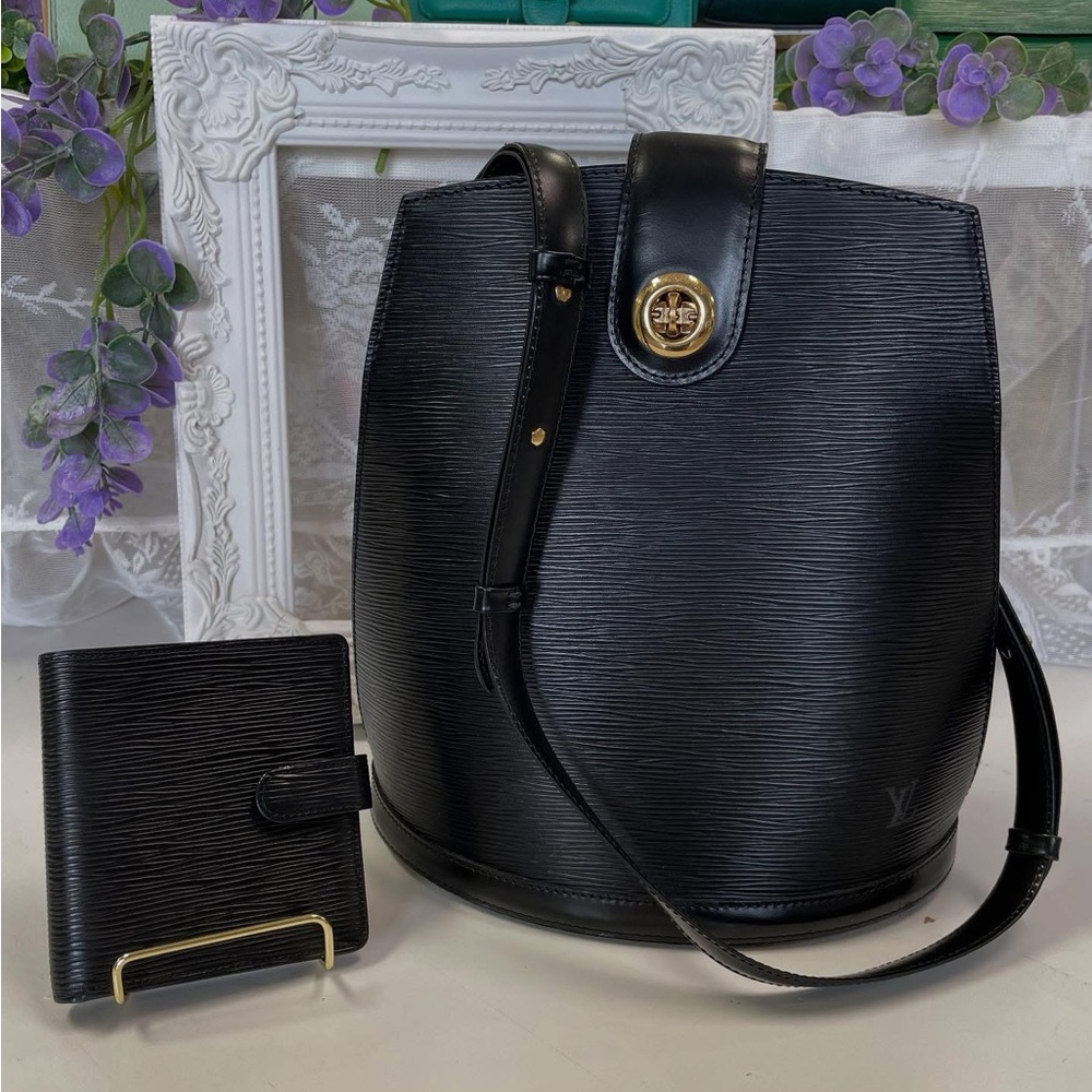 Vintage Louis Vuitton Cluny Bag